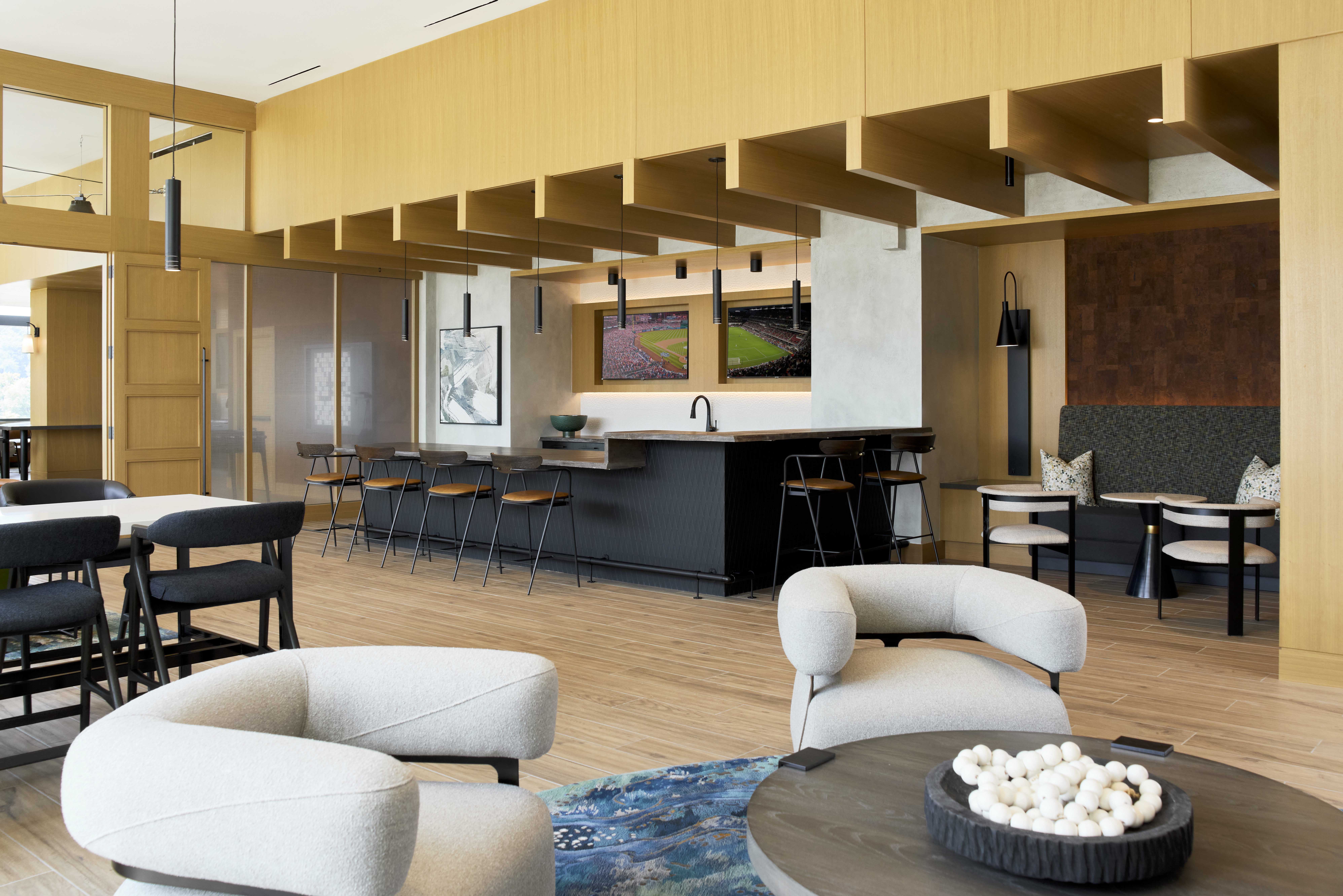 Meridian 2250 at Eisenhower — interior view 8