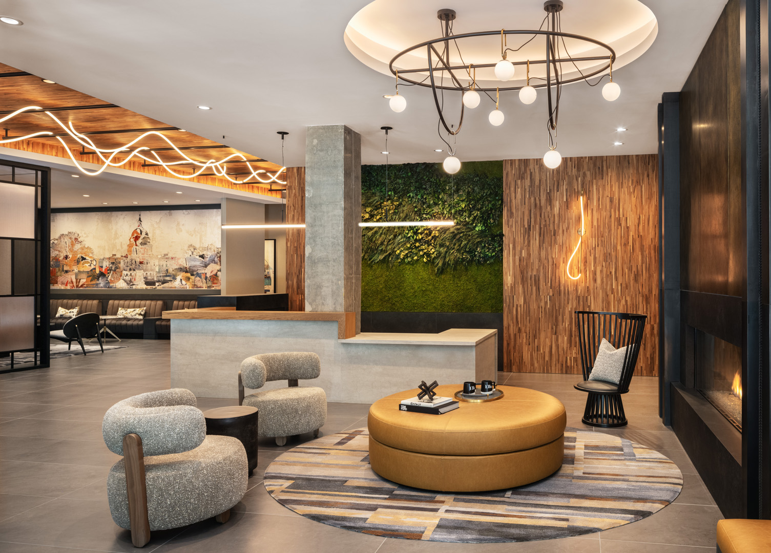Elle — interior view 3