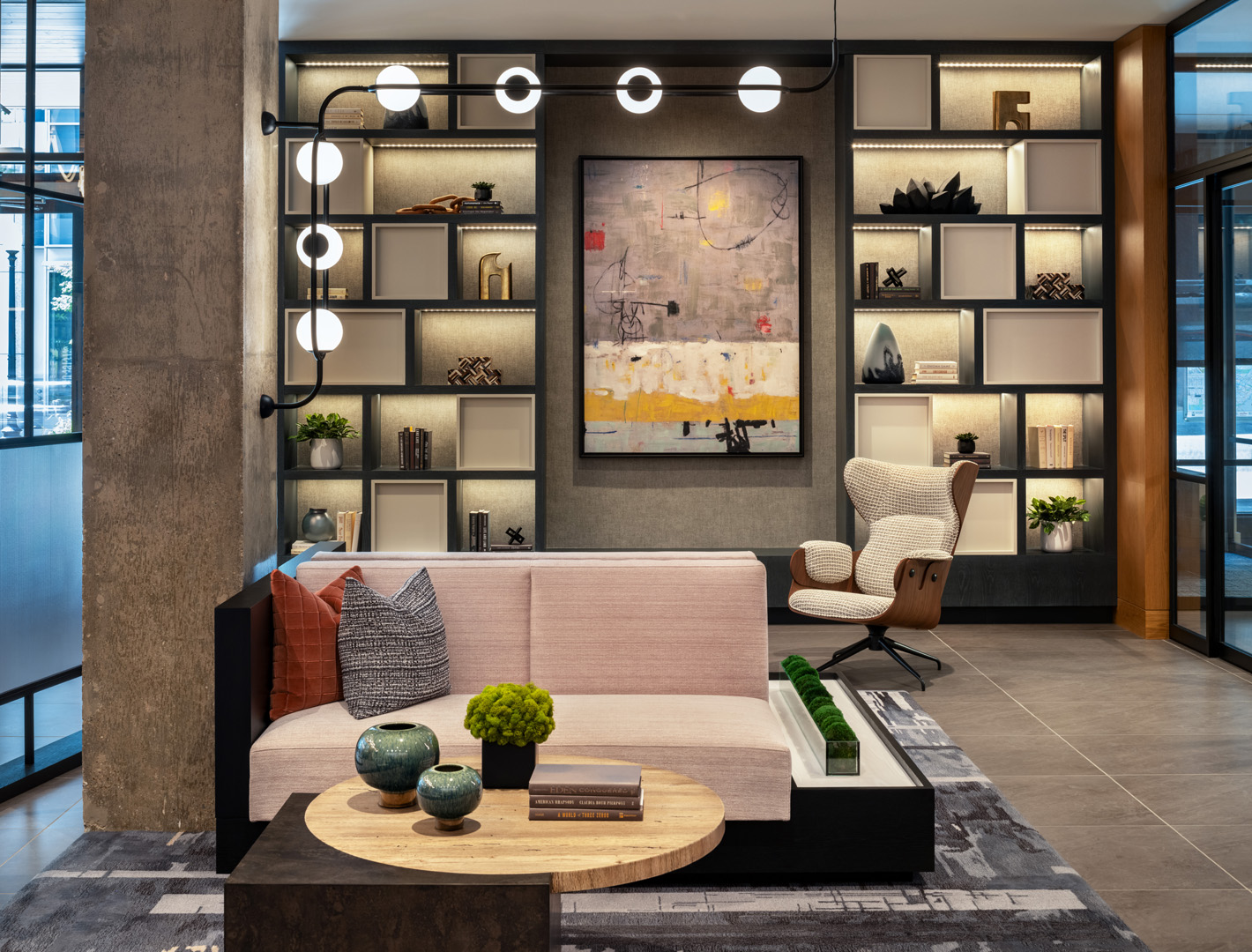Elle — interior view 6