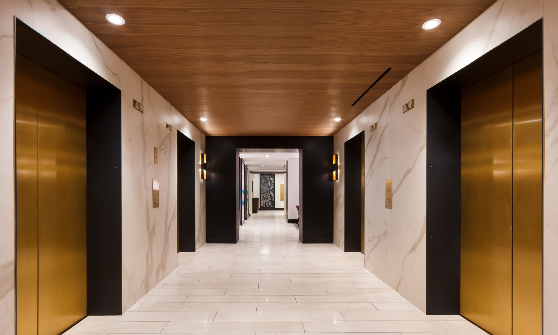 1800 Oak — interior view 12