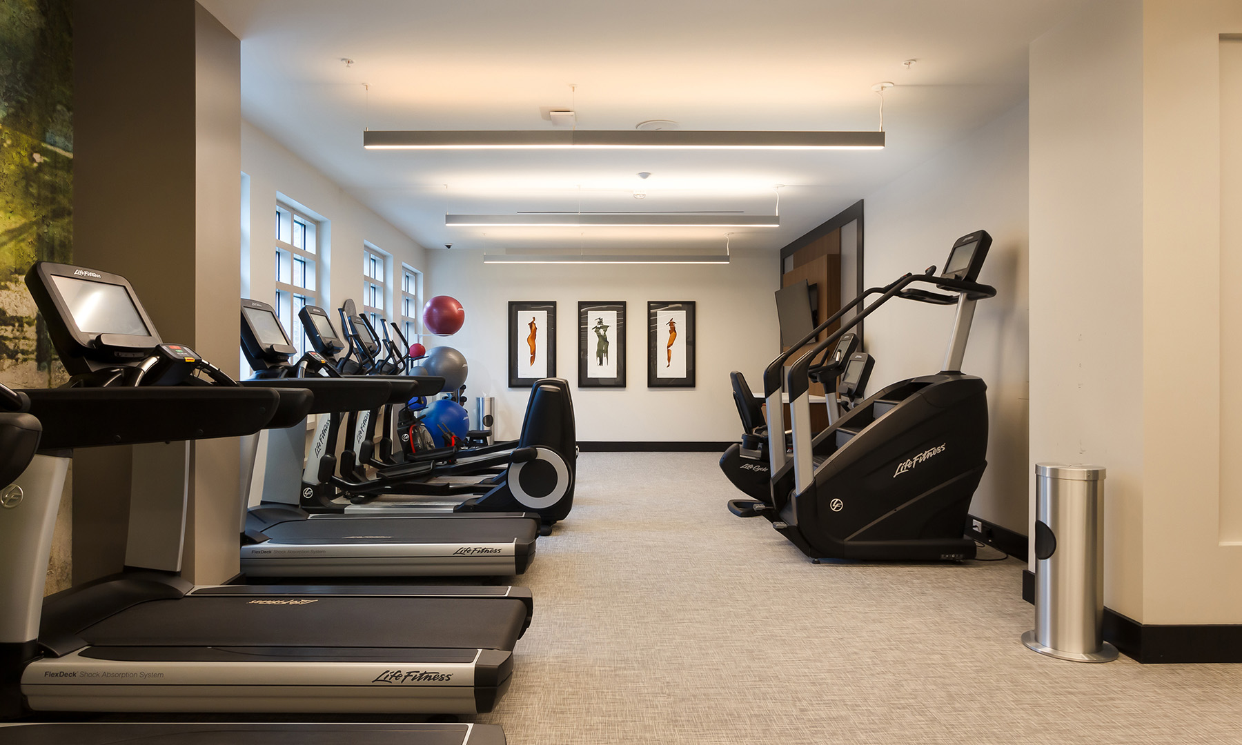 1800 Oak — interior view 14
