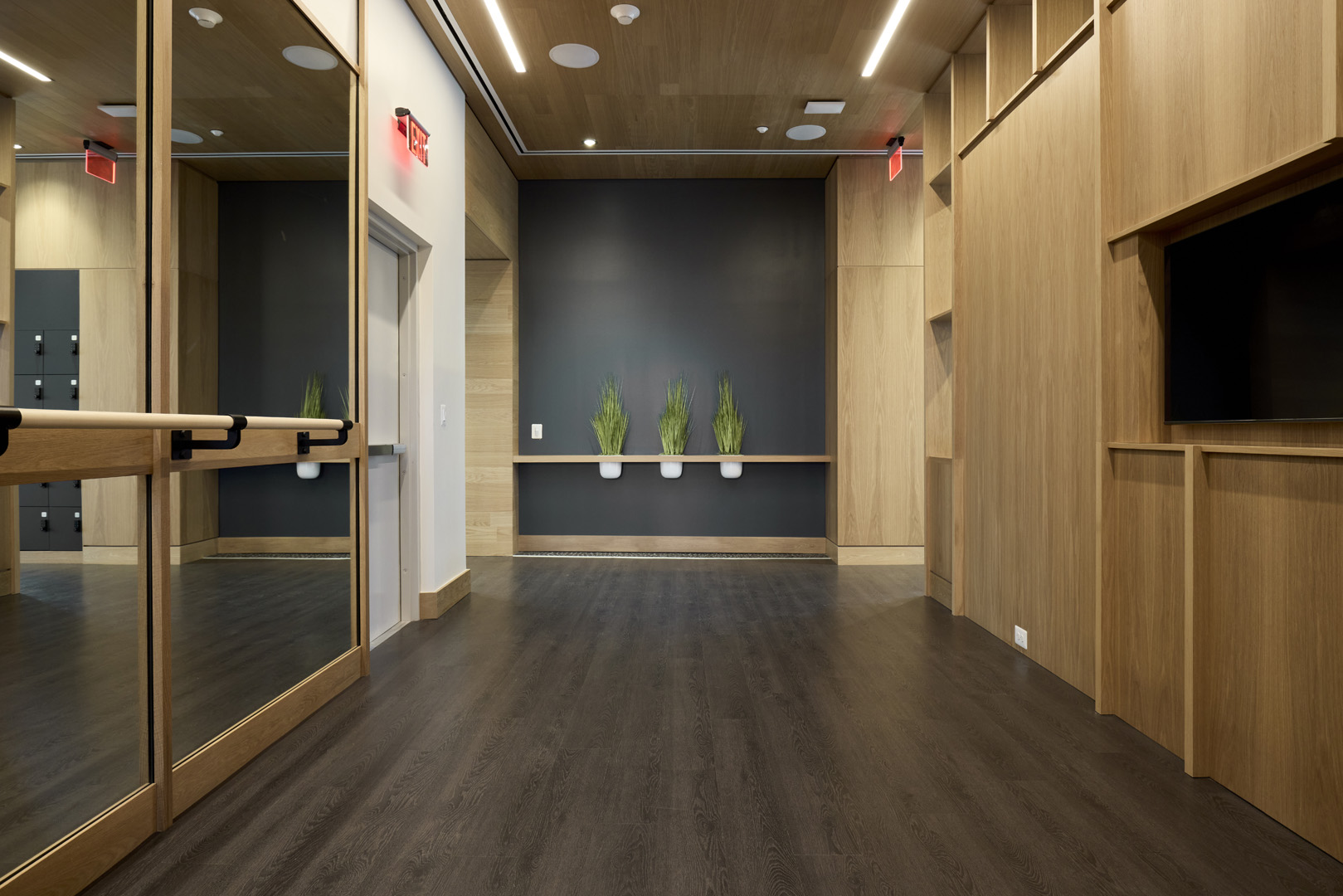 Carlyle Crossing: Reese Tower — interior view 8