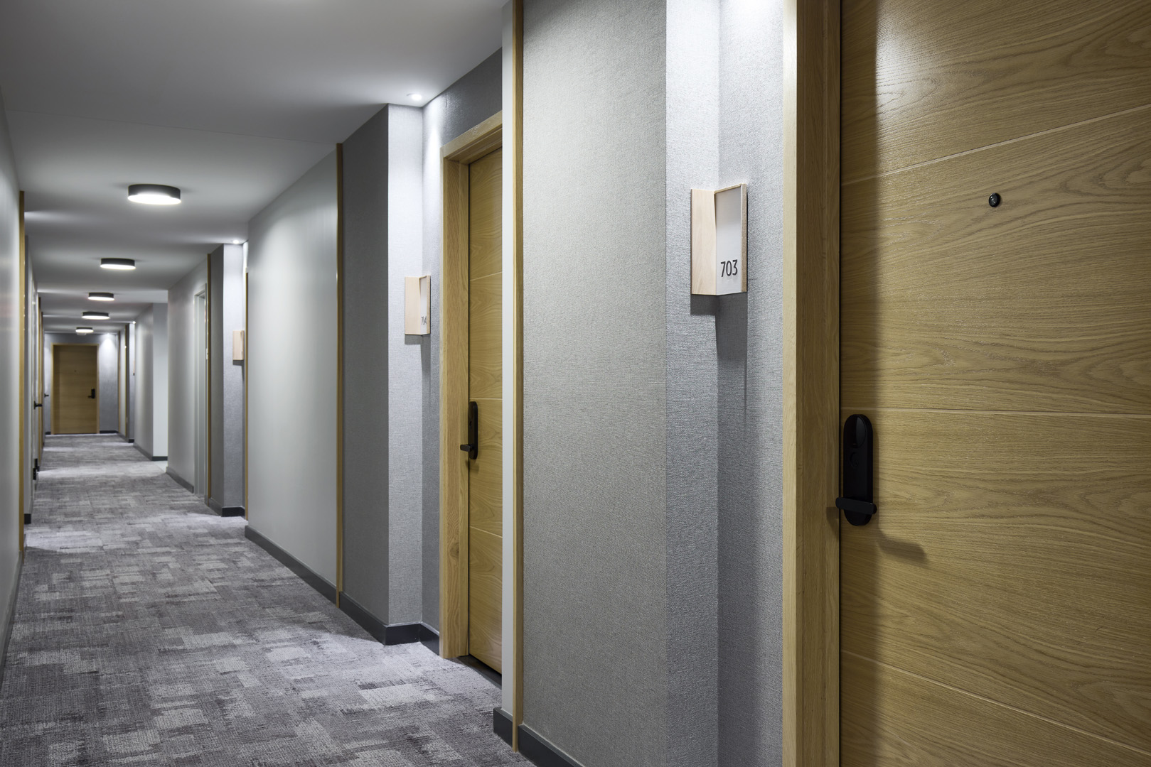 Carlyle Crossing: Reese Tower — interior view 6
