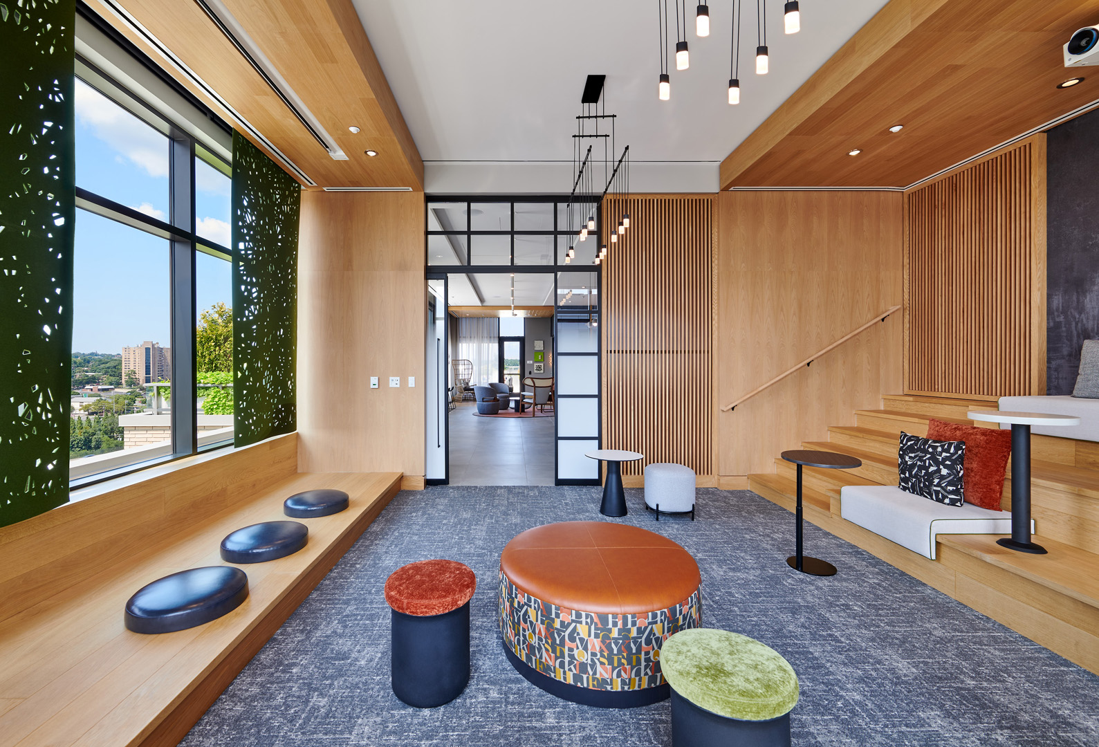 Carlyle Crossing: Reese Tower — interior view 11
