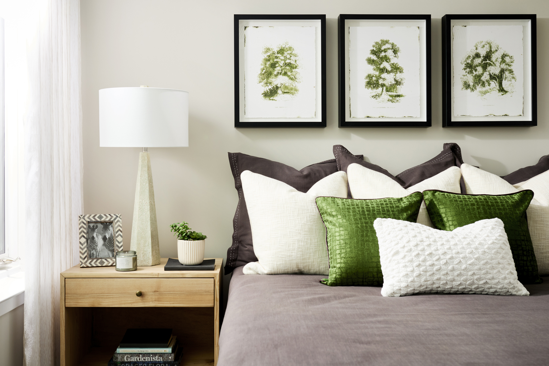 Carlyle Crossing: Reese Model Home — interior view 7