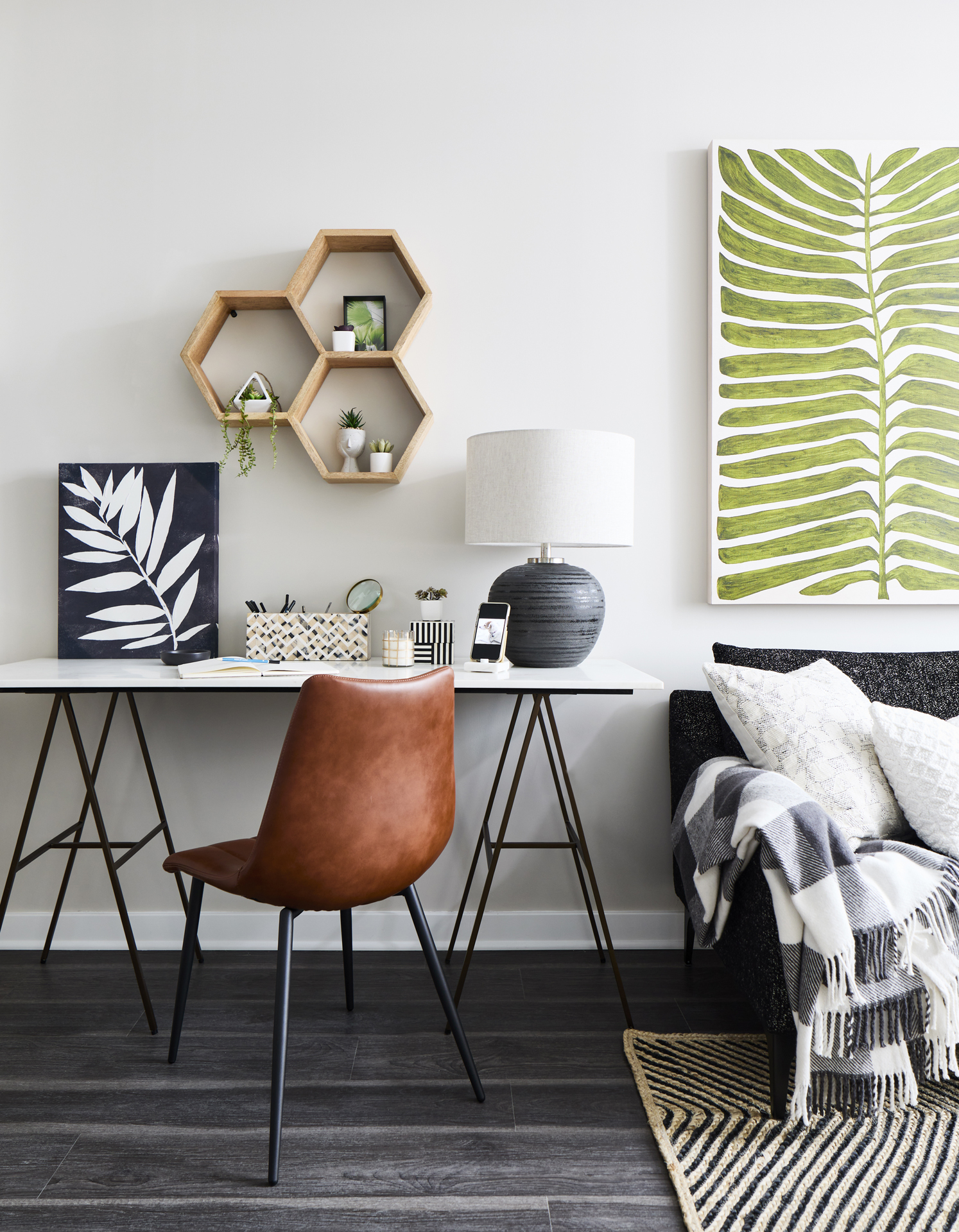 Carlyle Crossing: Reese Model Home — interior view 3