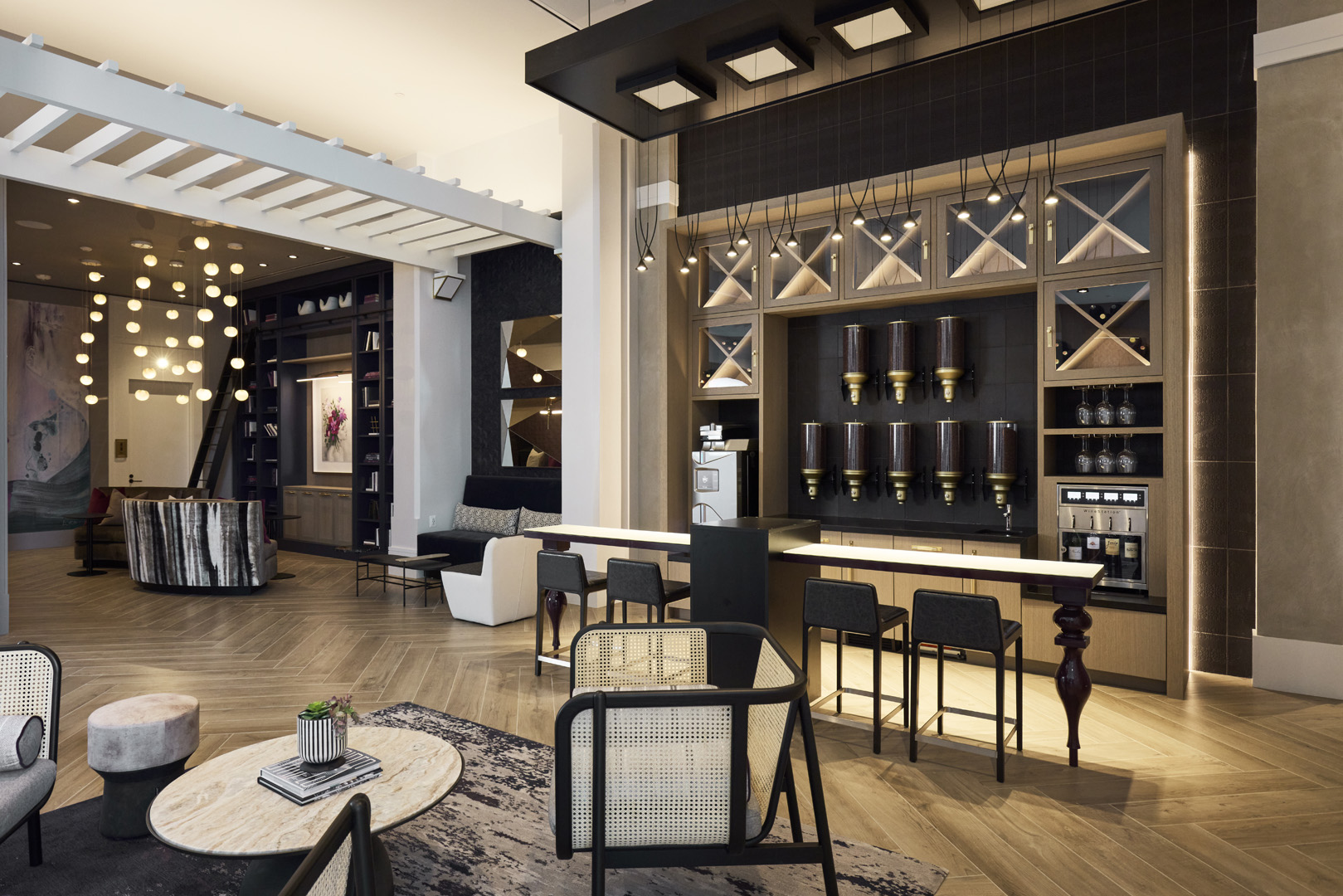Carlyle Crossing: The Easton — interior view 2