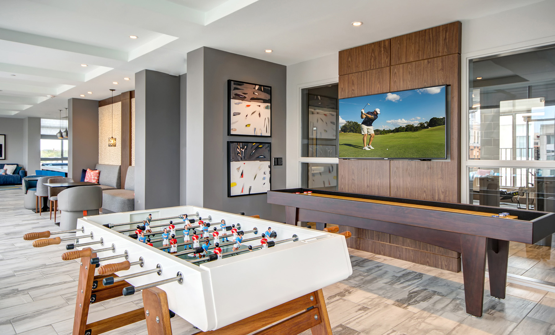 Harlow — interior view 3