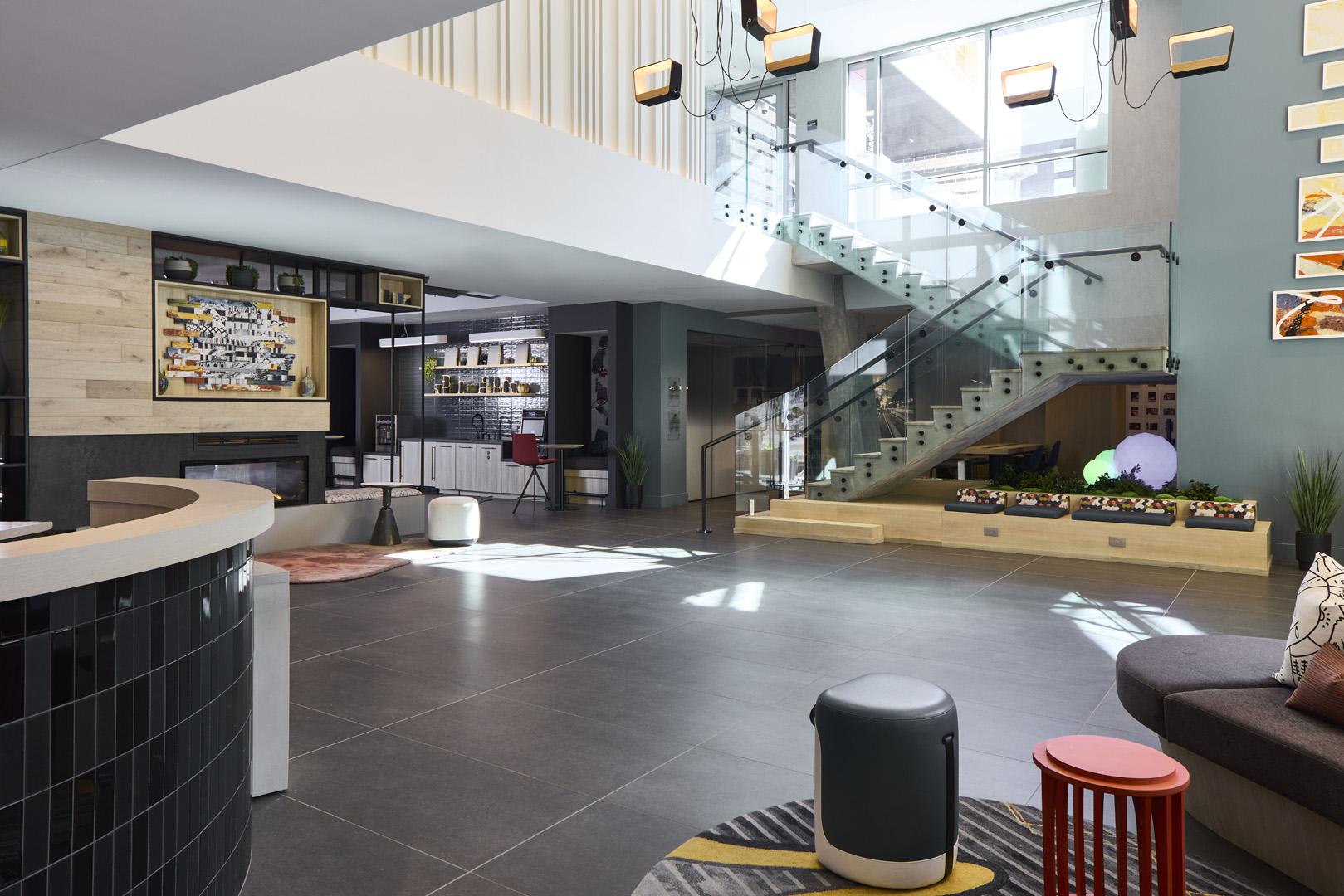 SoNYa — interior view 3