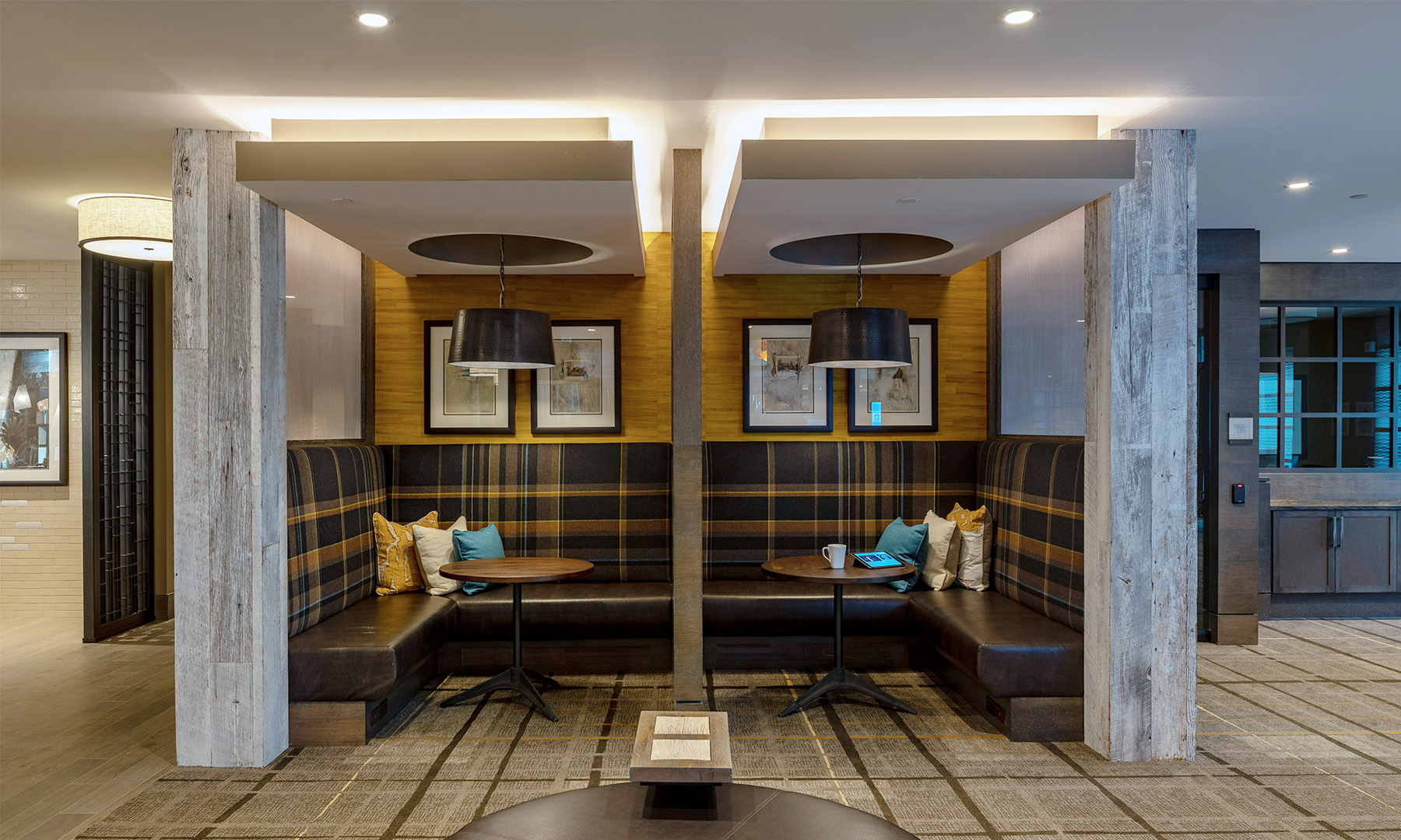The Vine — interior view 2