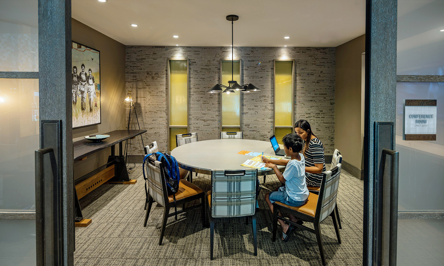The Vine — interior view 10
