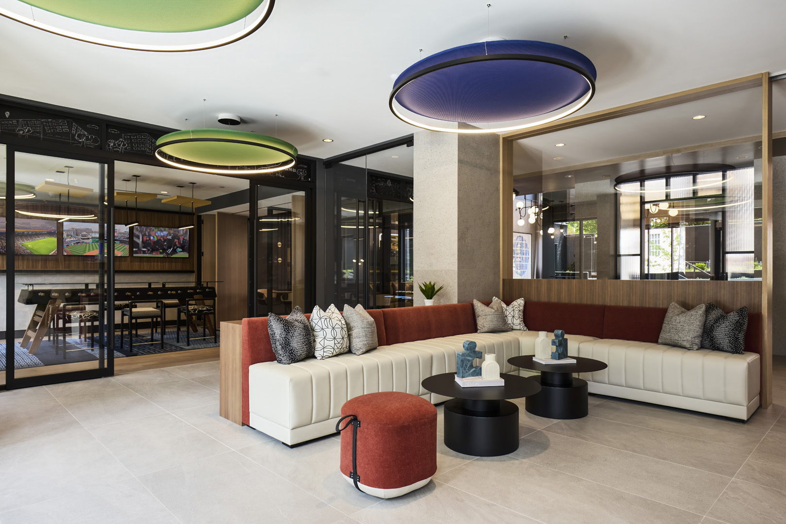 Venture On I — interior view 7