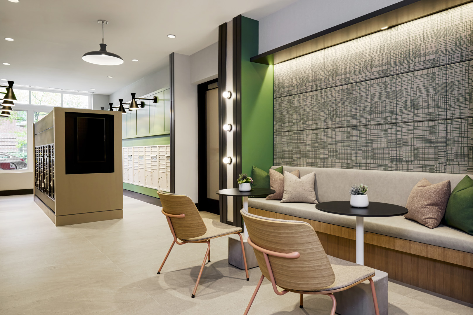 Venture On I — interior view 11