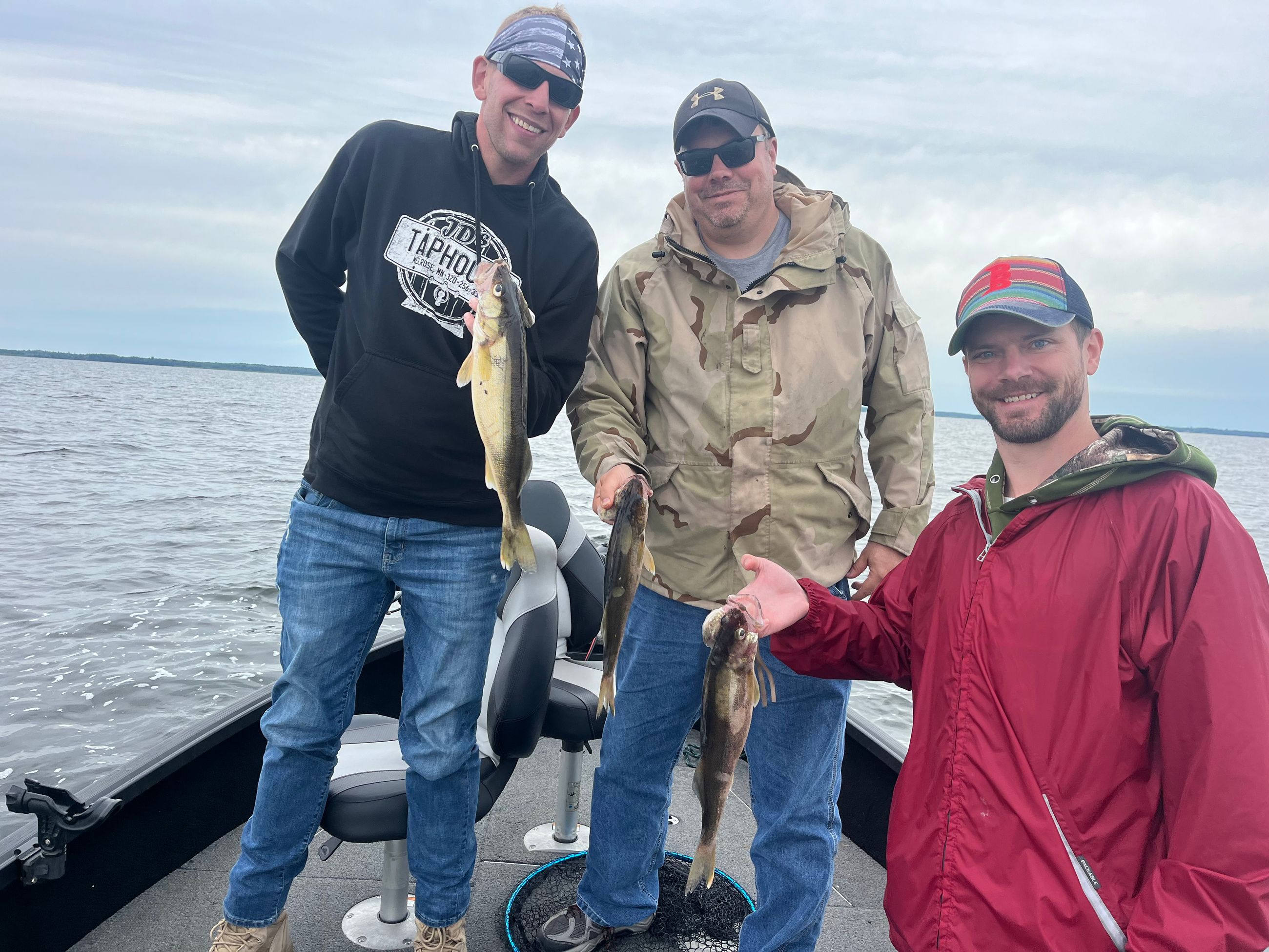 Lake Winnibigoshish Fishing Report - pb5g06z
