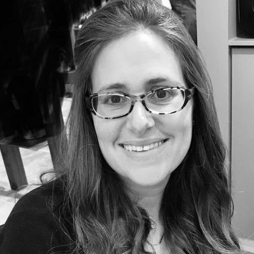 Eleora Moche, Chief Operating Officer & Investor Relations at Fresh Funds