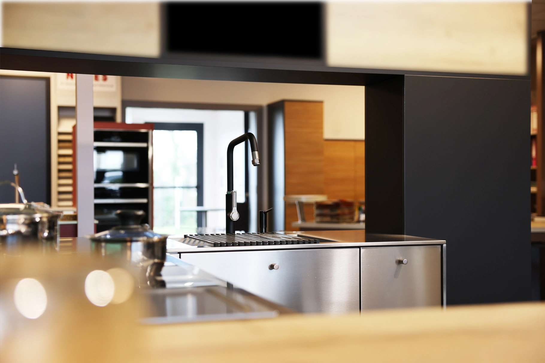 Showroom : cuisine inox