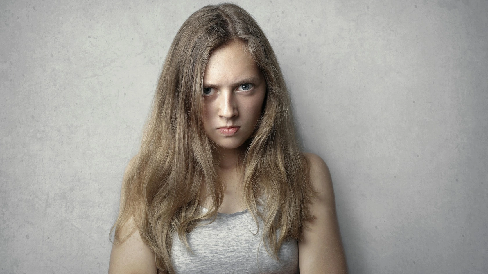 Teenage Aggression and Anger Towards Mothers: What Causes Constant Teen Anger and How to Help Teens and Parents Through It