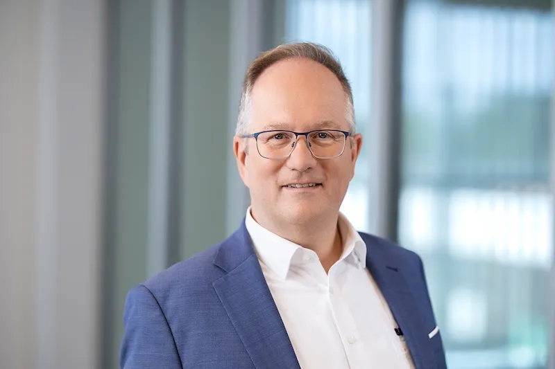 Petra Baader Profilbild von vorn