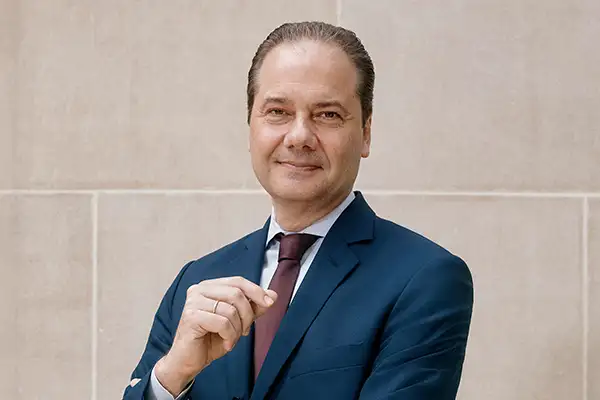 Interview mit Max Hollein