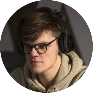 Mehrere tausend IT-Experten & Techniker vertrauen uns Kundenbild