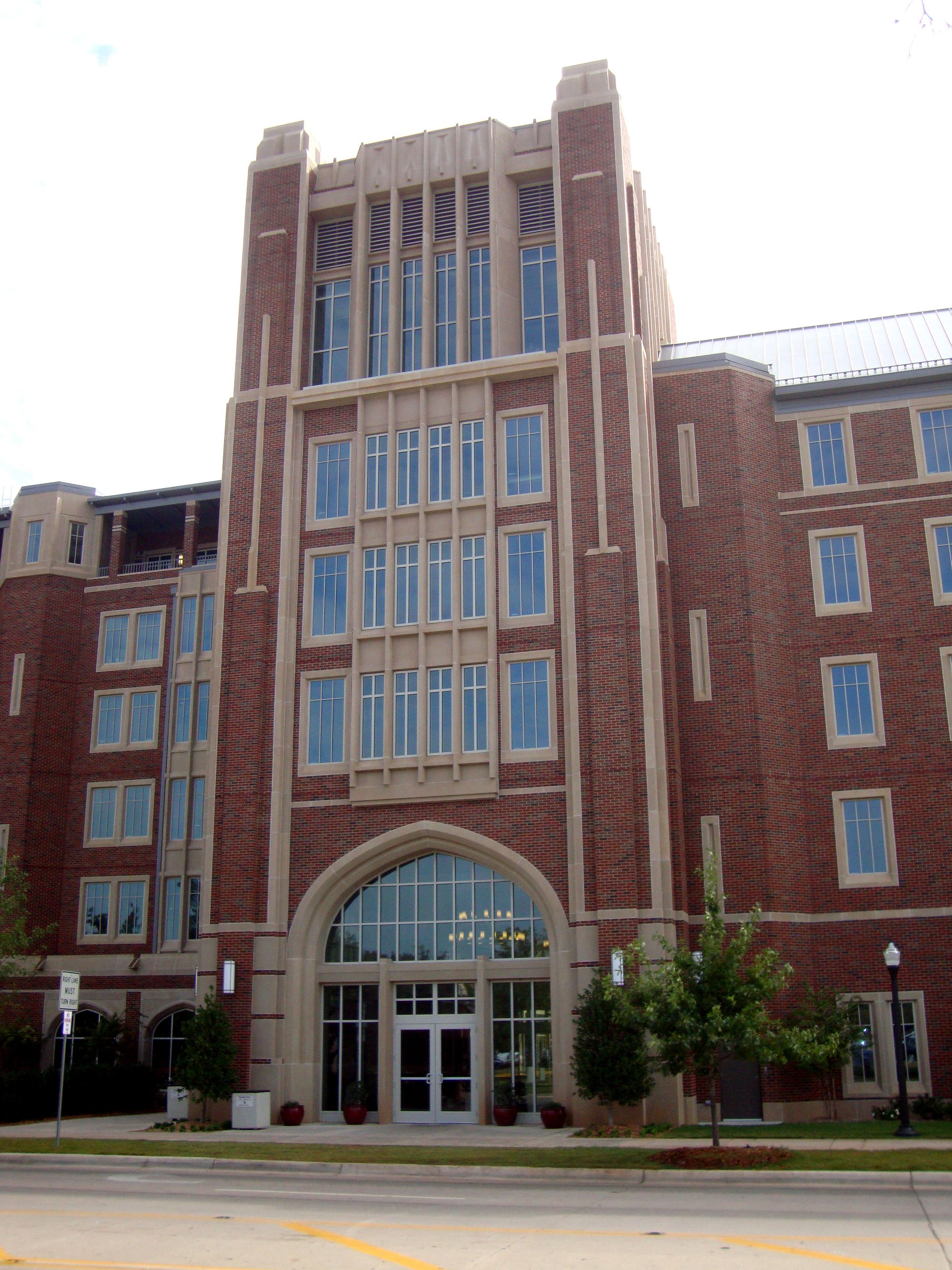 Windows University Building Commercial Windows for Energy Efficiency & Durability | Thermal Windows ...