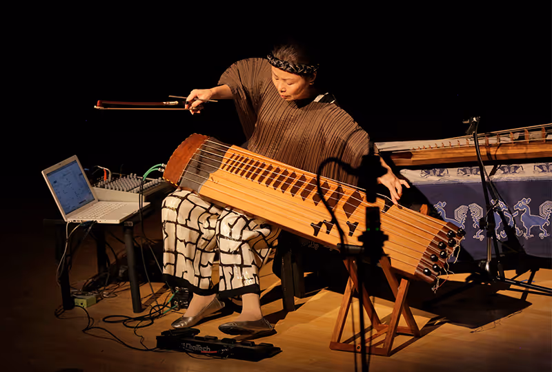 South Korean musician Jin Hi Kim fuses electric komungo with video in Digital Buddha