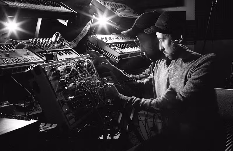 Dabrye releasing limited 6xLP Three box set