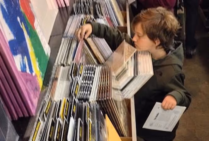 Meet Lux, the 9-year-old record collector