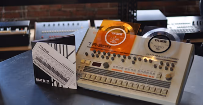 Hip Hop reissue label release homage to the TR-909 drum machine with double 7″ flexi discs for Record Store Day