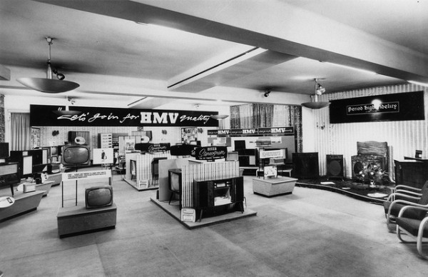 HMV-Oxford-Street-Store-in-1962-e1360544134977