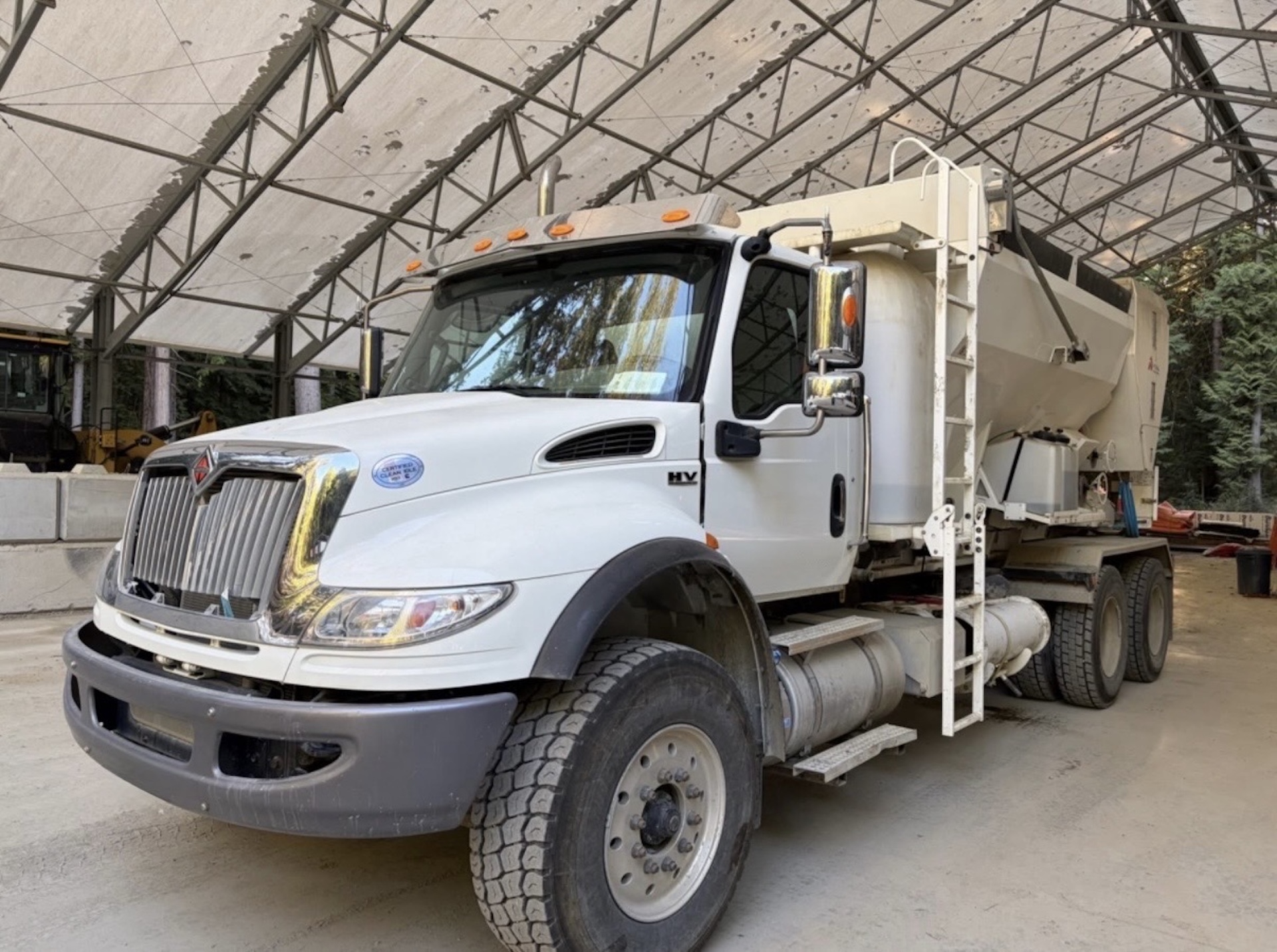 ProAll P85 mixer for sale, Reimer mixer truck, volumetric mixer truck, concrete truck for sale, mix on site concrete truck, mobile concrete batch plant, or batcher truck for sale