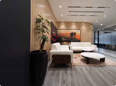 Horizontal’s Formal Office Meeting Room Designed by Phi Designs