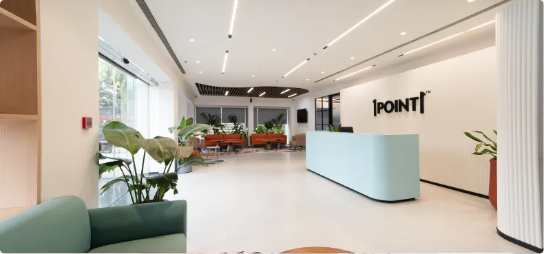 Horizontal’s Stylish Office Flexi Desk Designed by Phi Designs