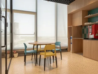 Horizontal’s Iconic Office Conference Room Designed by Phi Designs