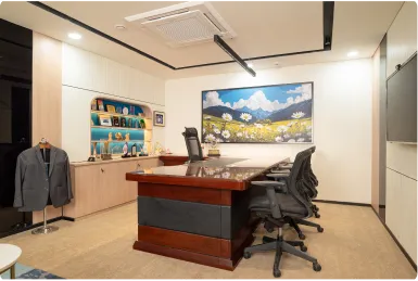 Horizontal’s Formal Office Meeting Room Designed by Phi Designs