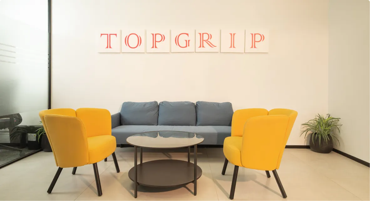 Horizontal’s Welcoming Office Reception Area Designed by Phi Designs
