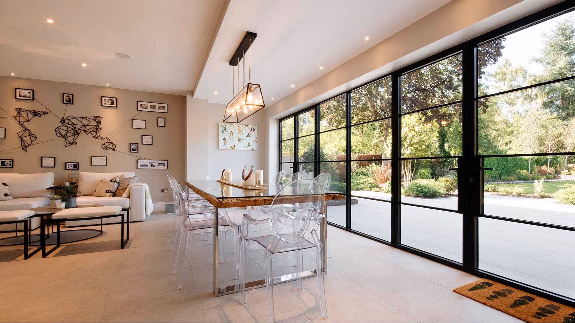 External heritage doors and fixed screens on an extension renovation 
