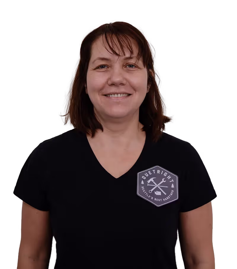 Headshot of DuetRight Cleaning Services Specialist Marina Tsverkova.