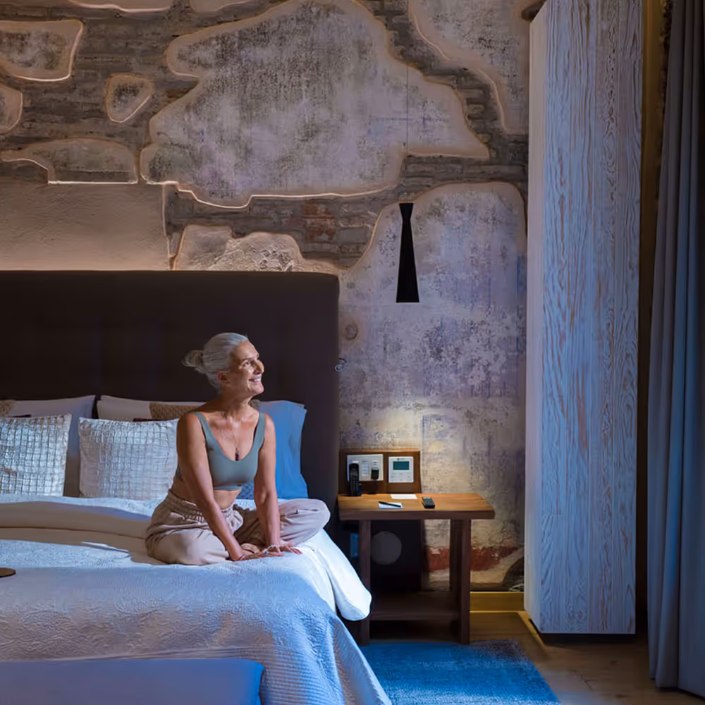 Experiencia paquete de lujo en el mejor hotel de puebla, incluye: Habitación + Desayuno de la casa + Spa o Experiencia de sensaciones y tecnología + Hidrocircuito + Experiencias de Bienestar