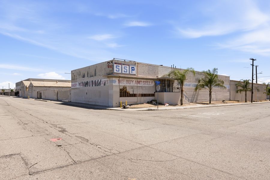 4910 Airport Plaza Dr, Long Beach
