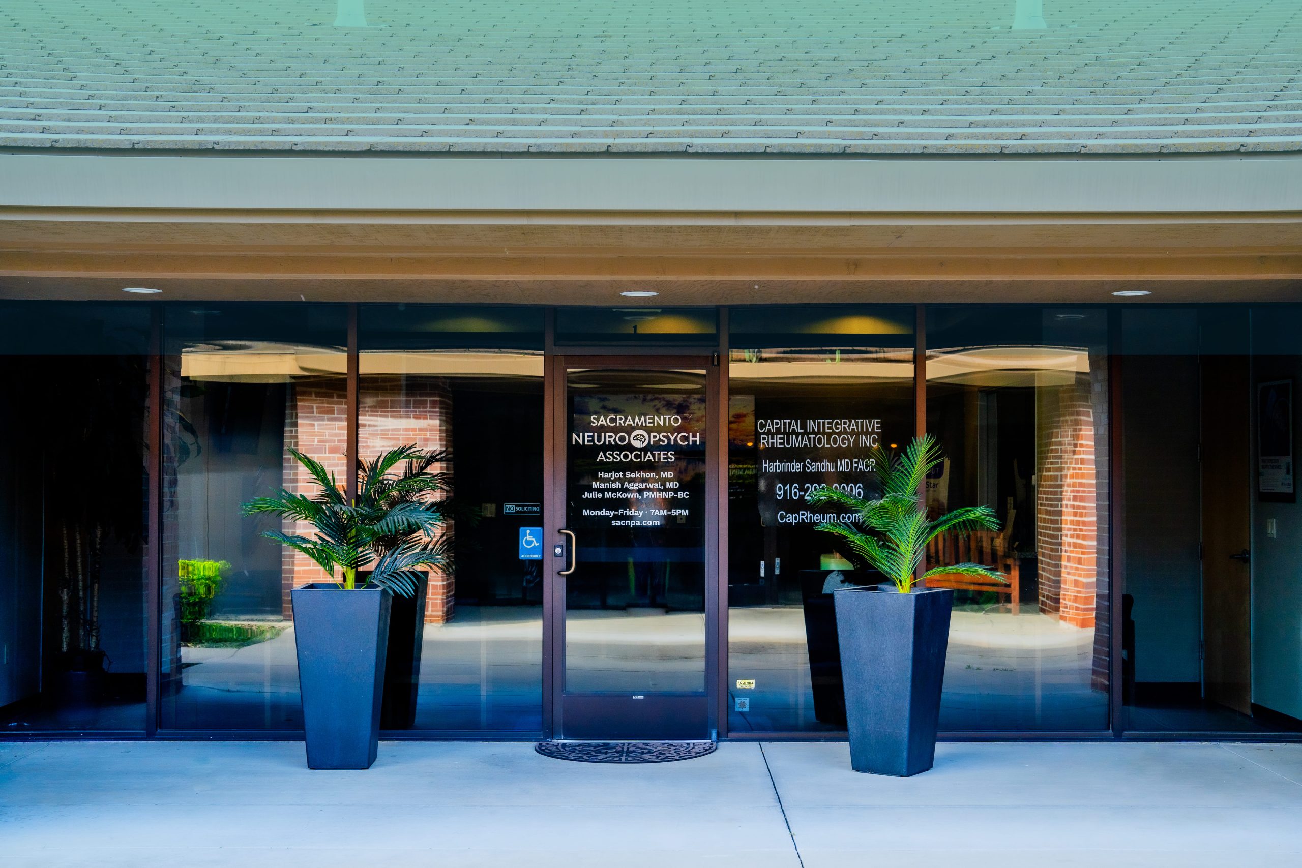 Clinic waiting area in Sacramento for Spravato appointment check-in