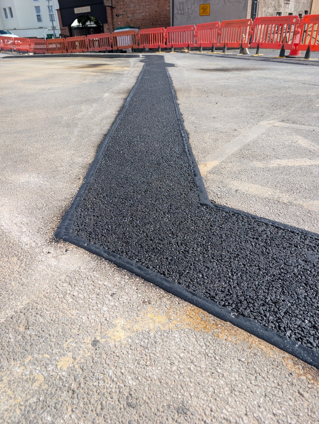 Finished surface reinstatement with sealed joints