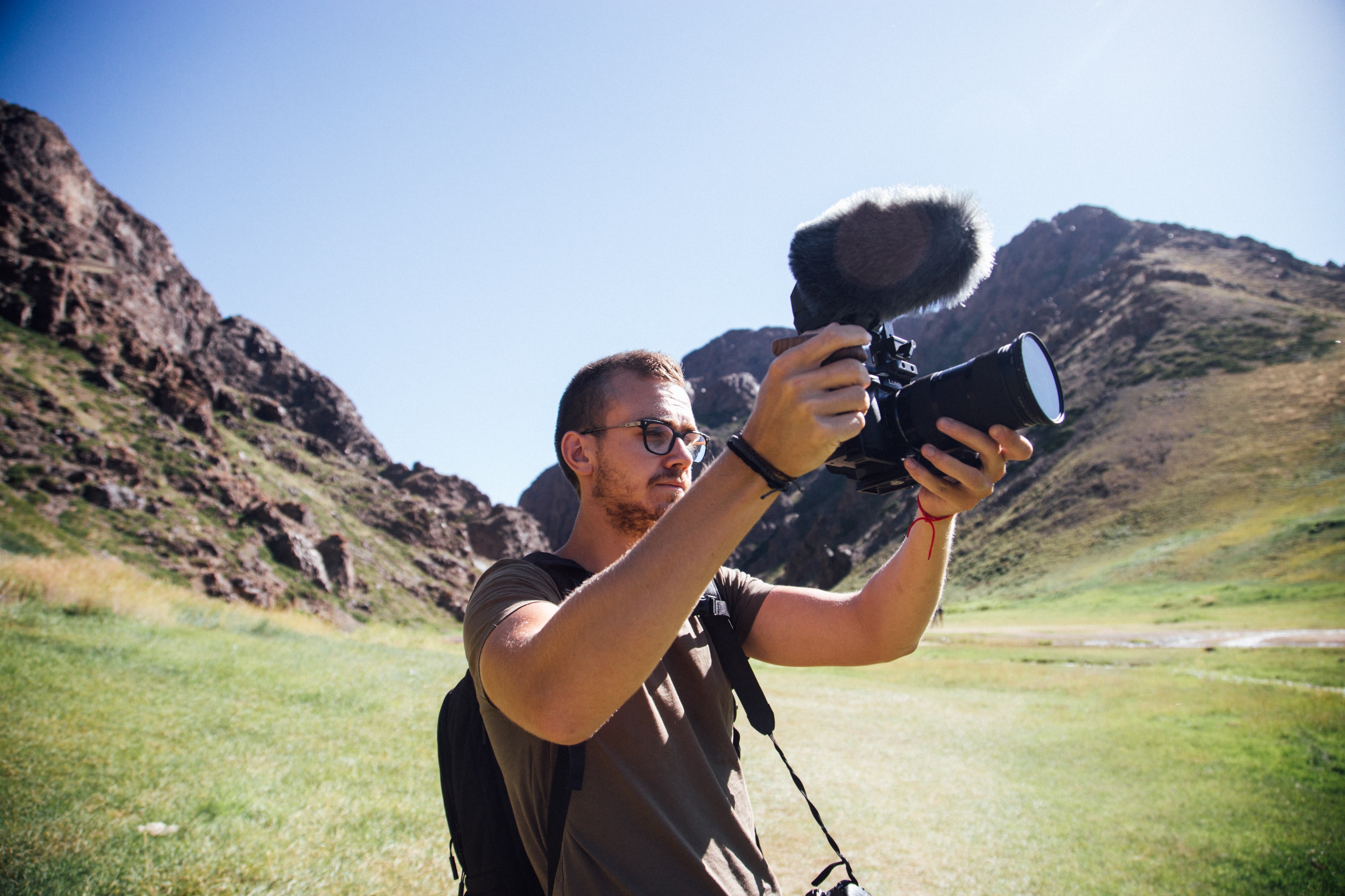 Meet Nomadic Road’s Filmmakers: The Highs, Lows, and Insider Stories – Nomadic Filmmakers | Nomadic Road