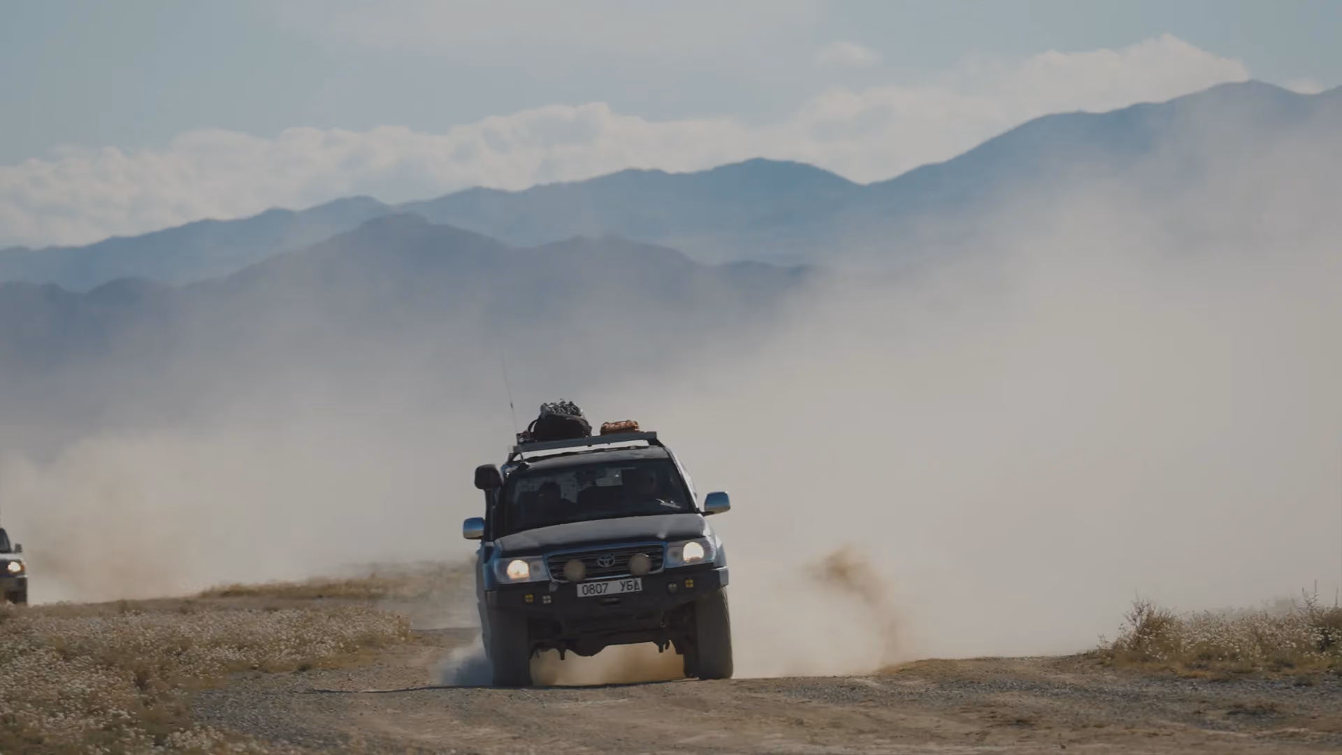 Trans Gobi Desert Mongolia 4x4 expedition archive, off-road through dunes
