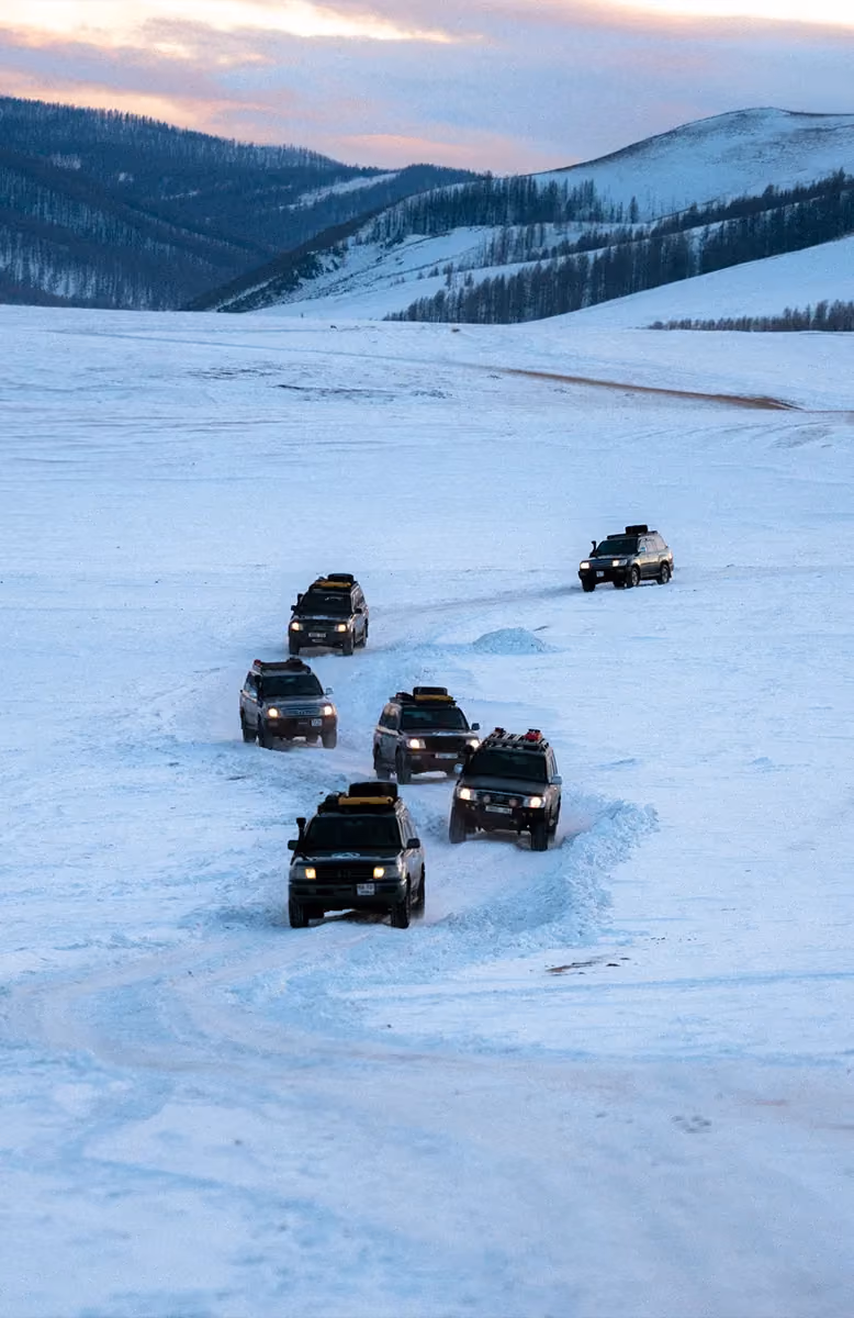 Long transit drive to Murun in northern Mongolia, Cold Steppes expedition