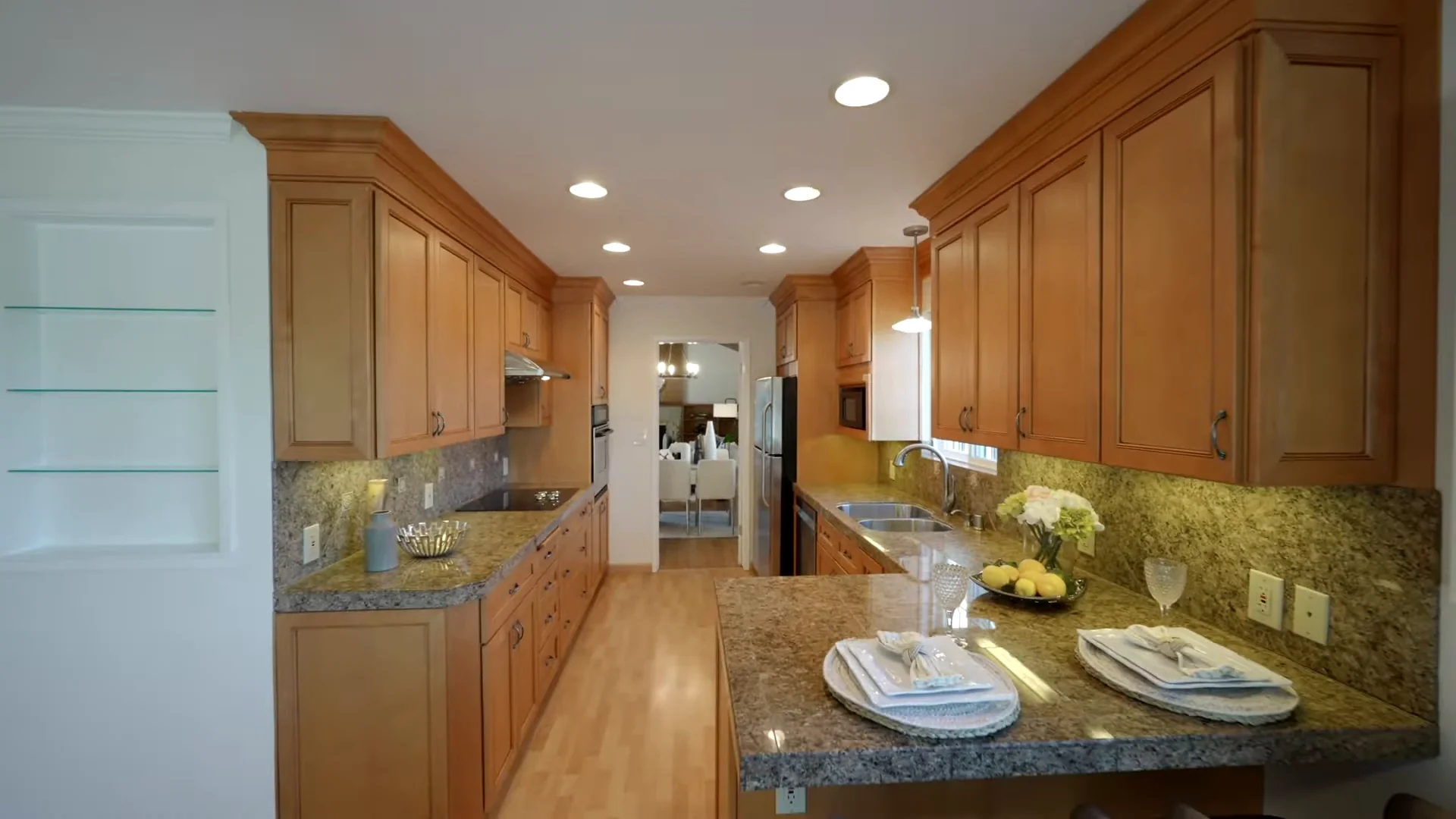 Kitchen with maple cabinets and granite counters at 918 Oakdell Pl, West San Jose