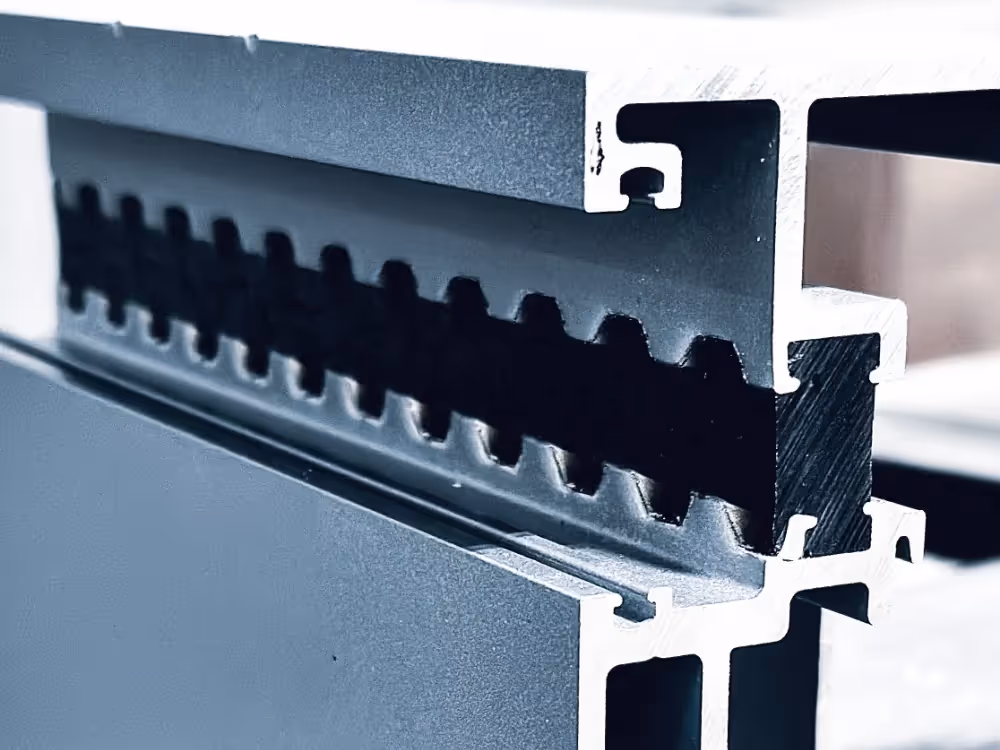 Azon Thermal Barrier for Pouring & Debriging Extrusions