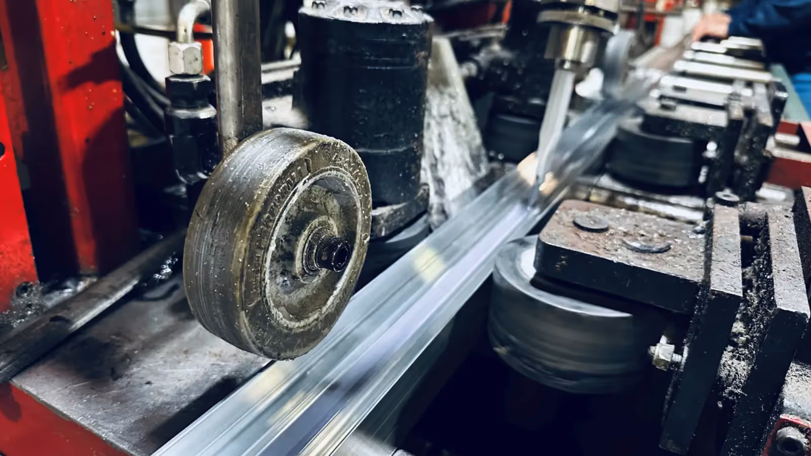 How Pouring & Debridging Works