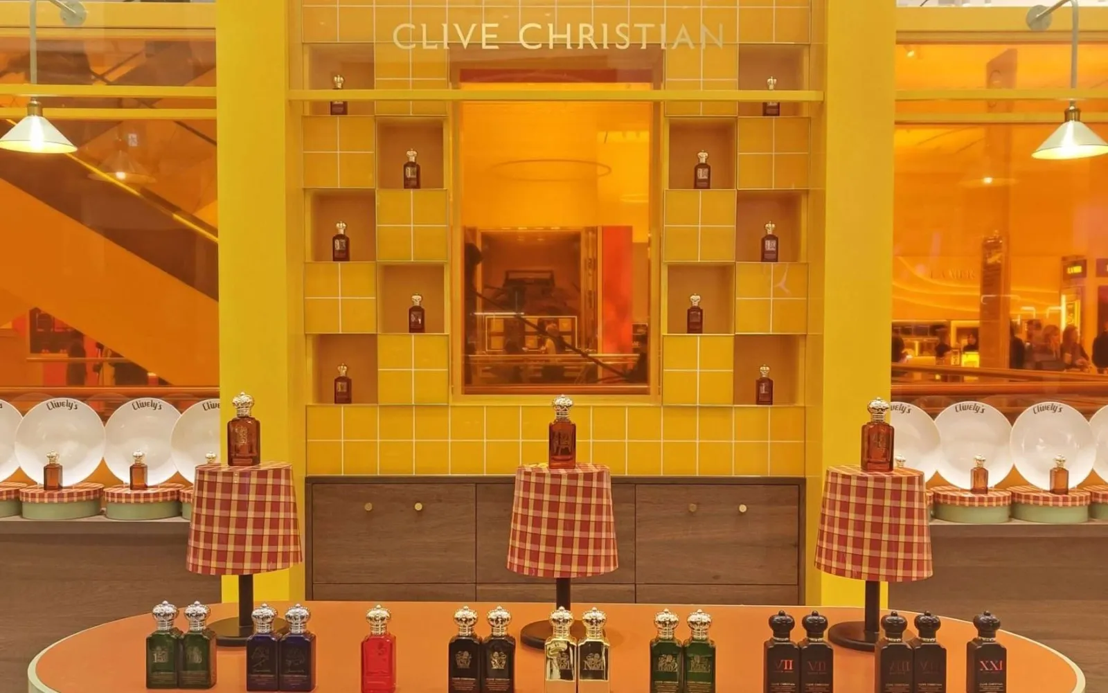 FormRoom Showroom Interior Designer