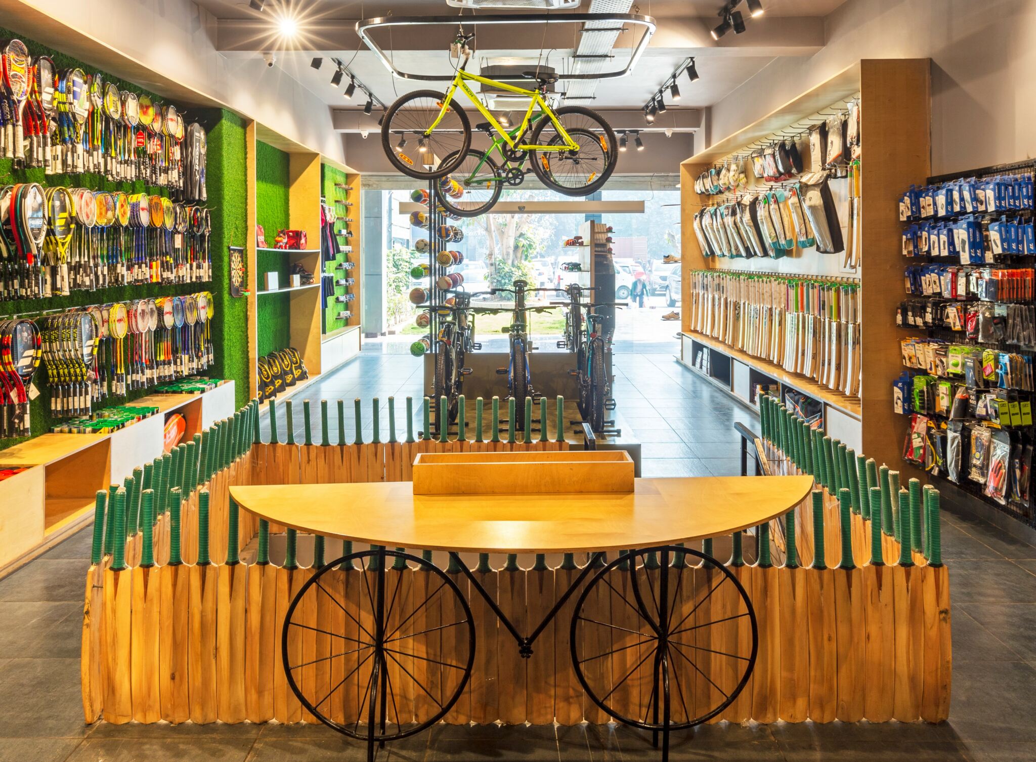 Ogling Inches Shop Interior Designer in Pune